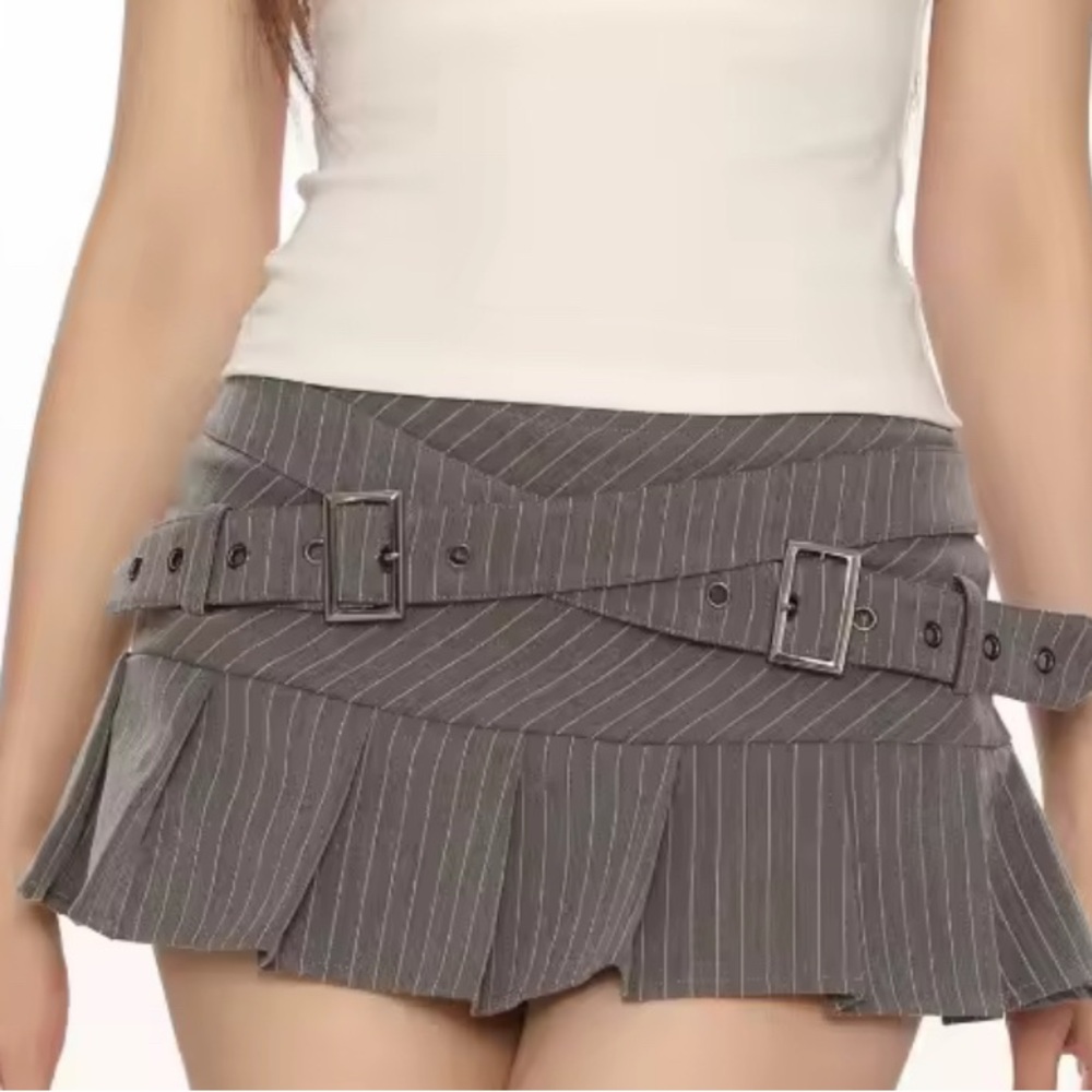 & Other Stories Gray Pleated Skater Mini Skirt
